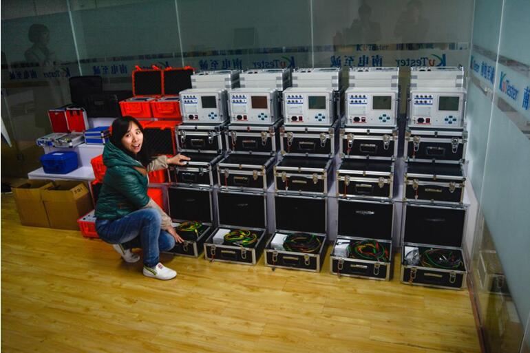 30 Sets Of Circuit Breaker Analyzer！Why This Guy Choose Us?